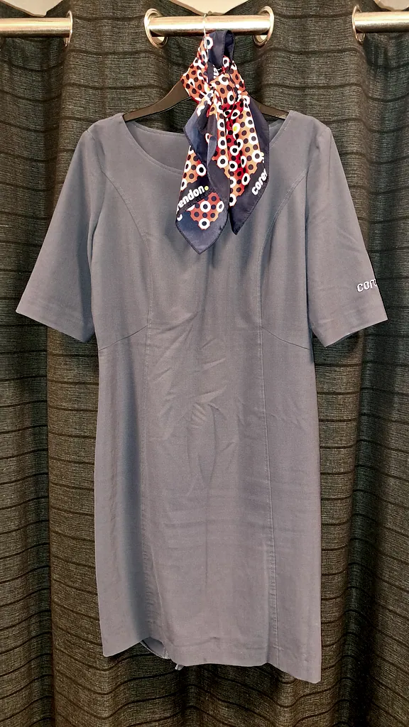 Stewardessen kleding, foto 4 van 4