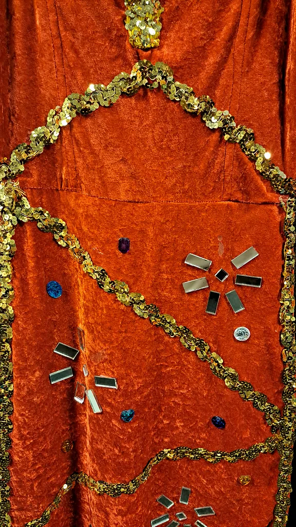 Rode glitter jurk met onderpak , foto 2 van 2