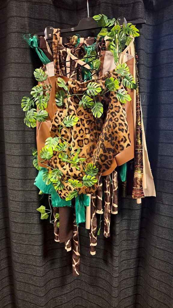 Jungle outfit