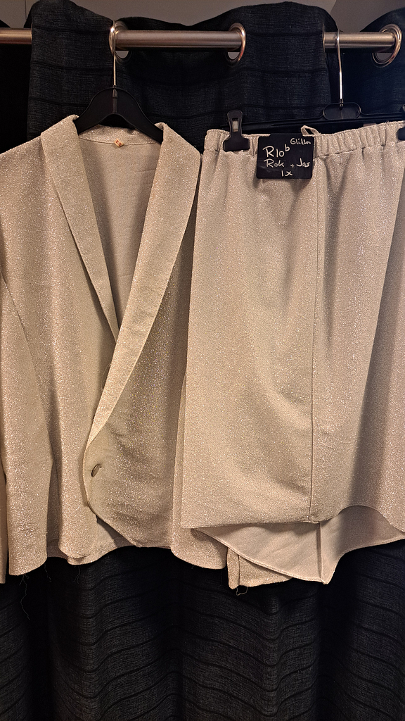 Rok met colbert zilver glitter