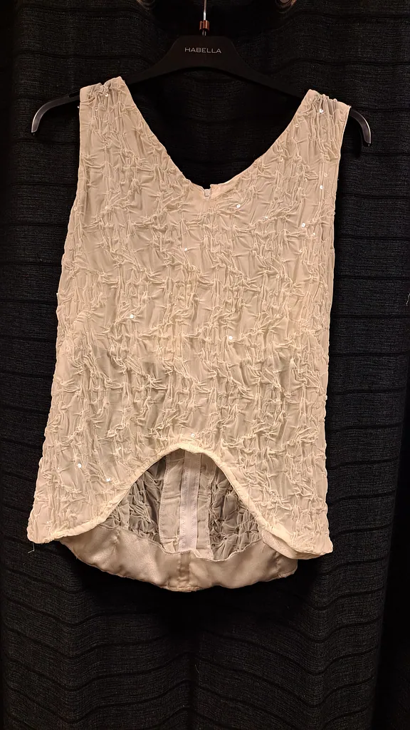 Witte plooi broek met top, foto 1 van 3