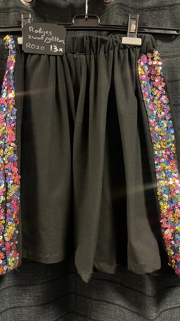 Multicolour set, foto 1 van 2