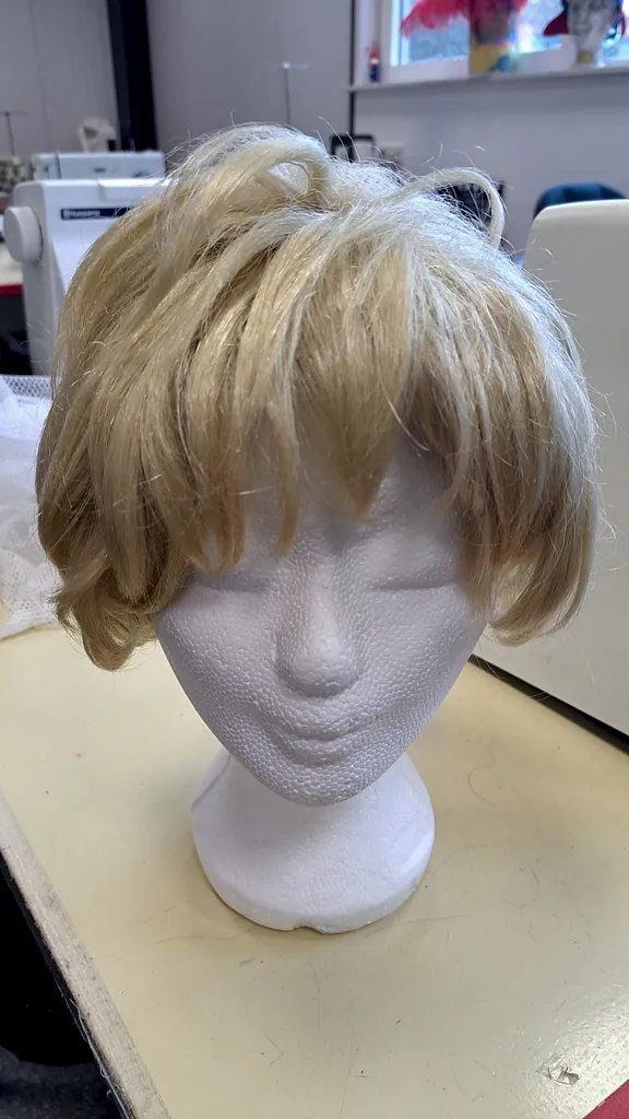 Pruik kort blond heren