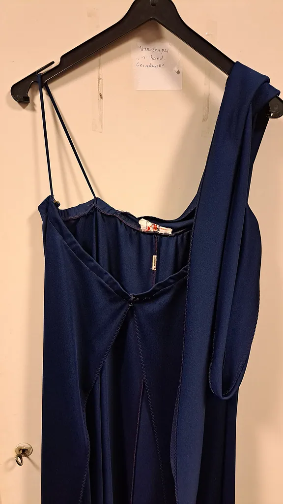 Donker blauwe gala jurk, foto 2 van 2